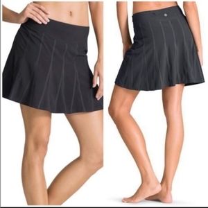 Athleta Wear About Skort Size 2 Black